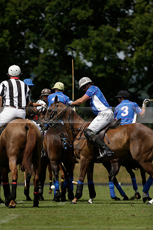 UAE Polo v El Remanso in a Veuve Clicquot Gold Cup Polo Match 2013.07.05