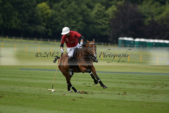 Dubai v La Bamba de Areco in a Veuve Clicquot Gold Cup Polo Match 2013.07.04