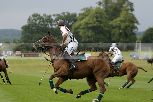 Dubai v La Bamba de Areco in a Veuve Clicquot Gold Cup Polo Match 2013.07.04