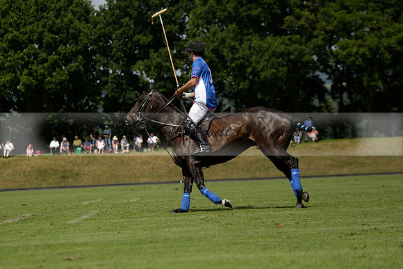 UAE Polo v El Remanso in a Veuve Clicquot Gold Cup Polo Match 2013.07.05