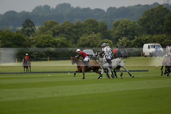 Dubai v La Bamba de Areco in a Veuve Clicquot Gold Cup Polo Match 2013.07.04