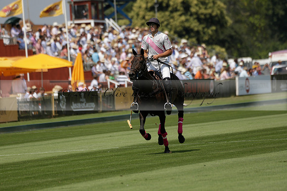 Zacara v Talandracas in a Veuve Clicquot Gold Cup Polo Match 2013.07.18