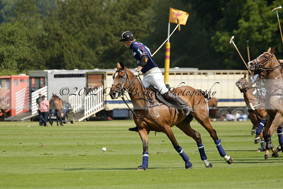 Zacara v Les Lions in a Veuve Clicquot Gold Cup Polo Match 2013.07.06