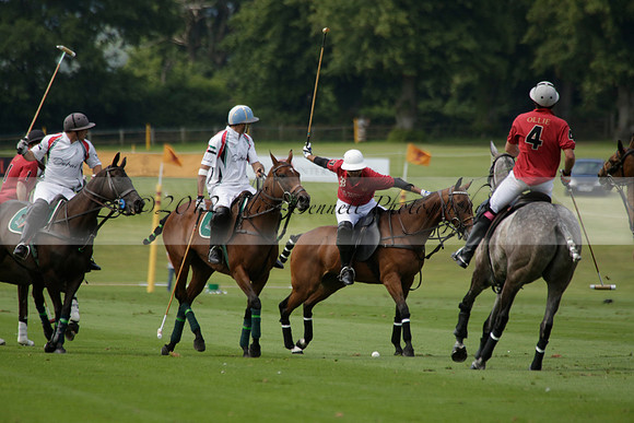 Dubai v La Bamba de Areco in a Veuve Clicquot Gold Cup Polo Match 2013.07.04