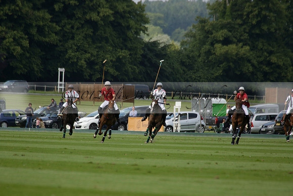 Dubai v La Bamba de Areco in a Veuve Clicquot Gold Cup Polo Match 2013.07.04