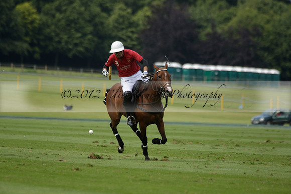 Dubai v La Bamba de Areco in a Veuve Clicquot Gold Cup Polo Match 2013.07.04