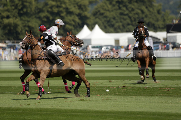 Zacara v Talandracas in a Veuve Clicquot Gold Cup Polo Match 2013.07.18