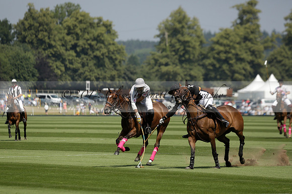 Zacara v Talandracas in a Veuve Clicquot Gold Cup Polo Match 2013.07.18