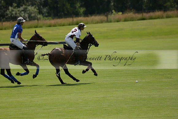UAE Polo v El Remanso in a Veuve Clicquot Gold Cup Polo Match 2013.07.05