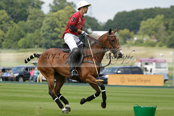 Dubai v La Bamba de Areco in a Veuve Clicquot Gold Cup Polo Match 2013.07.04