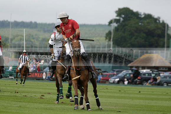Dubai v La Bamba de Areco in a Veuve Clicquot Gold Cup Polo Match 2013.07.04
