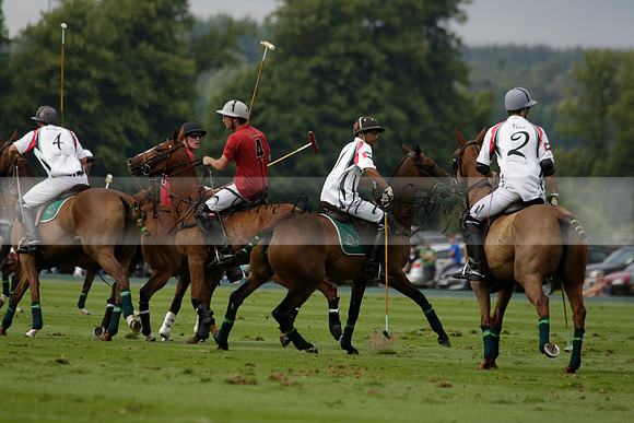 Dubai v La Bamba de Areco in a Veuve Clicquot Gold Cup Polo Match 2013.07.04