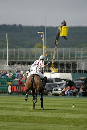 Dubai v La Bamba de Areco in a Veuve Clicquot Gold Cup Polo Match 2013.07.04
