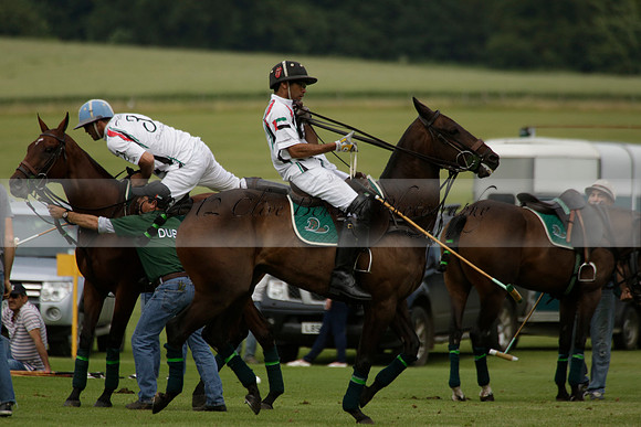 Dubai v La Bamba de Areco in a Veuve Clicquot Gold Cup Polo Match 2013.07.04