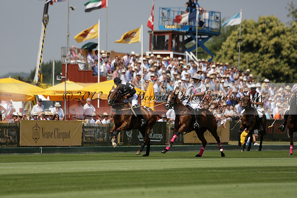 Zacara v Talandracas in a Veuve Clicquot Gold Cup Polo Match 2013.07.18
