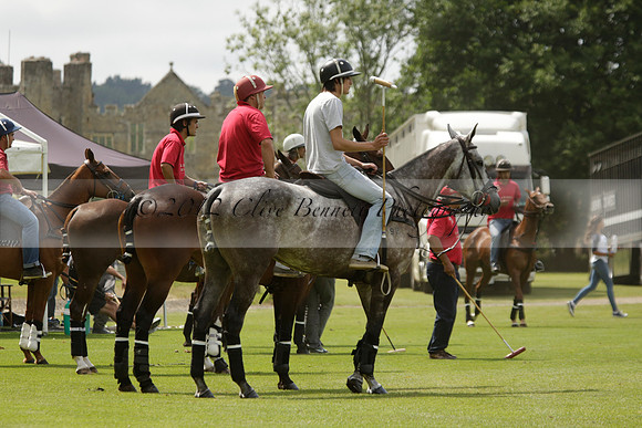 Dubai v La Bamba de Areco in a Veuve Clicquot Gold Cup Polo Match 2013.07.04