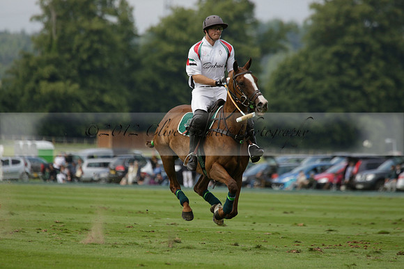 Dubai v La Bamba de Areco in a Veuve Clicquot Gold Cup Polo Match 2013.07.04