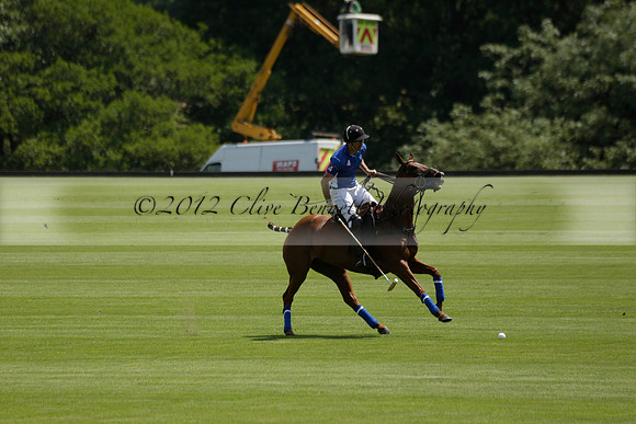 UAE Polo v El Remanso in a Veuve Clicquot Gold Cup Polo Match 2013.07.05