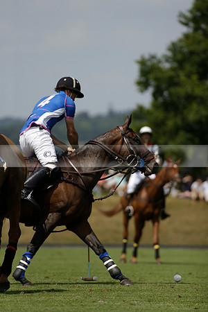 UAE Polo v El Remanso in a Veuve Clicquot Gold Cup Polo Match 2013.07.05