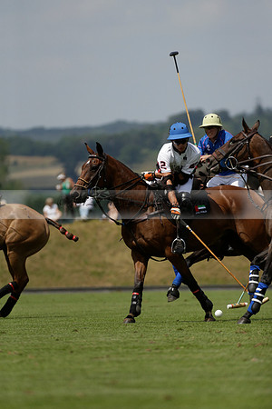UAE Polo v El Remanso in a Veuve Clicquot Gold Cup Polo Match 2013.07.05