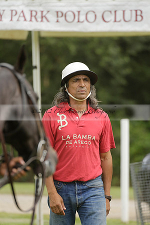 Dubai v La Bamba de Areco in a Veuve Clicquot Gold Cup Polo Match 2013.07.04