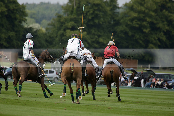 Dubai v La Bamba de Areco in a Veuve Clicquot Gold Cup Polo Match 2013.07.04