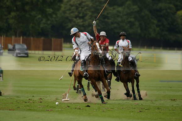 Dubai v La Bamba de Areco in a Veuve Clicquot Gold Cup Polo Match 2013.07.04