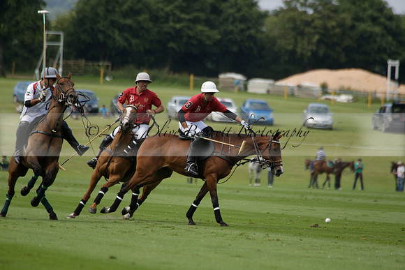Dubai v La Bamba de Areco in a Veuve Clicquot Gold Cup Polo Match 2013.07.04