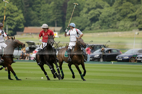 Dubai v La Bamba de Areco in a Veuve Clicquot Gold Cup Polo Match 2013.07.04