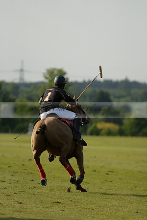 Shoreline v Cowdray Vikings in a Easebourne Cup Semi-final Polo match 2013.06.07