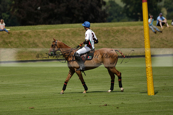 UAE Polo v El Remanso in a Veuve Clicquot Gold Cup Polo Match 2013.07.05