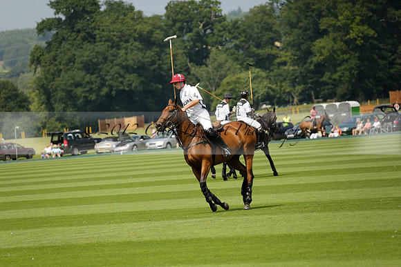 Zacara v Les Lions in a Veuve Clicquot Gold Cup Polo Match 2013.07.06