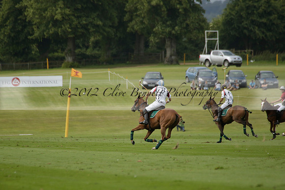 Dubai v La Bamba de Areco in a Veuve Clicquot Gold Cup Polo Match 2013.07.04