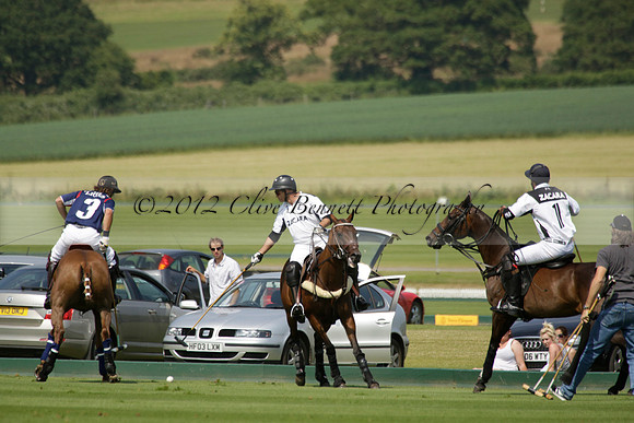 Zacara v Les Lions in a Veuve Clicquot Gold Cup Polo Match 2013.07.06