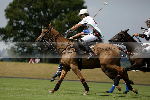 UAE Polo v El Remanso in a Veuve Clicquot Gold Cup Polo Match 2013.07.05