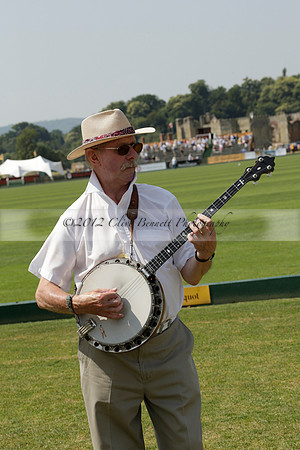 Zacara v Talandracas in a Veuve Clicquot Gold Cup Polo Match 2013.07.18