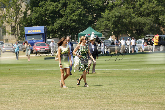Zacara v Talandracas in a Veuve Clicquot Gold Cup Polo Match 2013.07.18