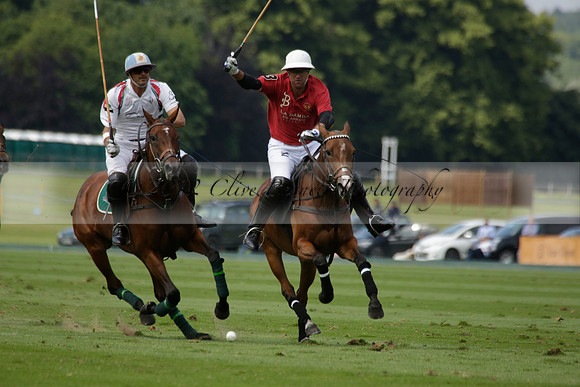 Dubai v La Bamba de Areco in a Veuve Clicquot Gold Cup Polo Match 2013.07.04