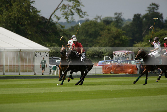Dubai v La Bamba de Areco in a Veuve Clicquot Gold Cup Polo Match 2013.07.04