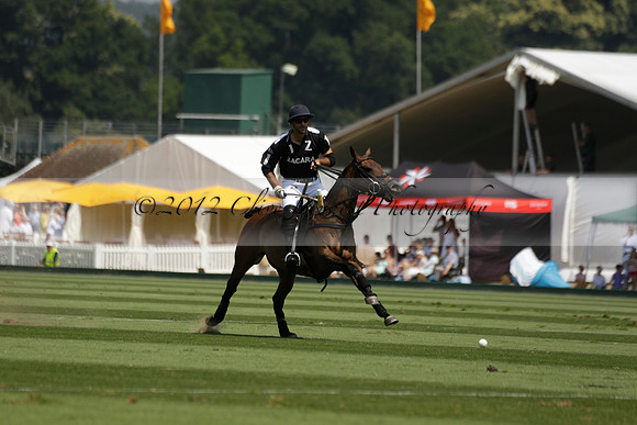 Zacara v Talandracas in a Veuve Clicquot Gold Cup Polo Match 2013.07.18