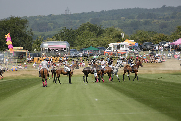 Zacara v Talandracas in a Veuve Clicquot Gold Cup Polo Match 2013.07.18