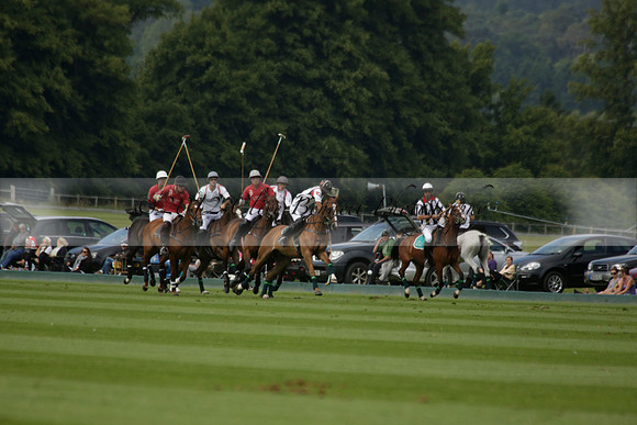 Dubai v La Bamba de Areco in a Veuve Clicquot Gold Cup Polo Match 2013.07.04