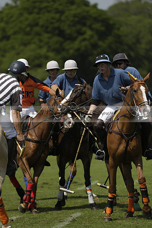 Four Quarters Orange v Montana in a Cicero Cup Polo match 2013.06.06