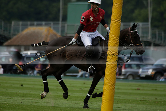 Dubai v La Bamba de Areco in a Veuve Clicquot Gold Cup Polo Match 2013.07.04