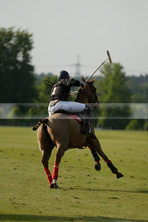 Shoreline v Cowdray Vikings in a Easebourne Cup Semi-final Polo match 2013.06.07