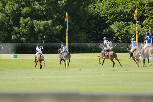 UAE Polo v El Remanso in a Veuve Clicquot Gold Cup Polo Match 2013.07.05
