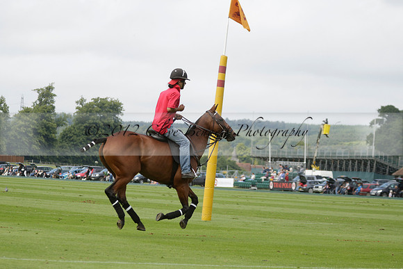 Dubai v La Bamba de Areco in a Veuve Clicquot Gold Cup Polo Match 2013.07.04