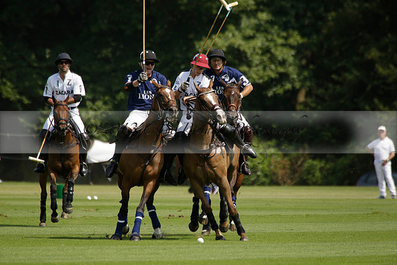Zacara v Les Lions in a Veuve Clicquot Gold Cup Polo Match 2013.07.06