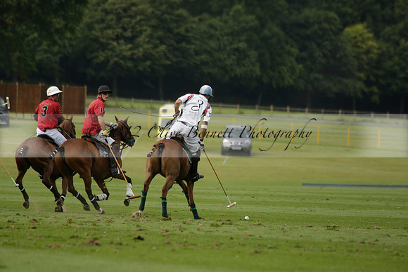 Dubai v La Bamba de Areco in a Veuve Clicquot Gold Cup Polo Match 2013.07.04