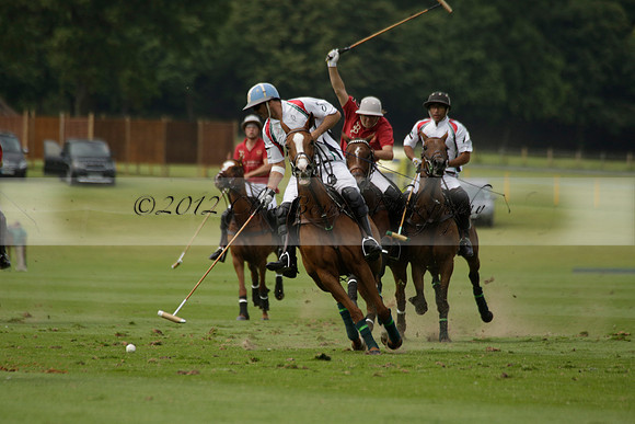 Dubai v La Bamba de Areco in a Veuve Clicquot Gold Cup Polo Match 2013.07.04